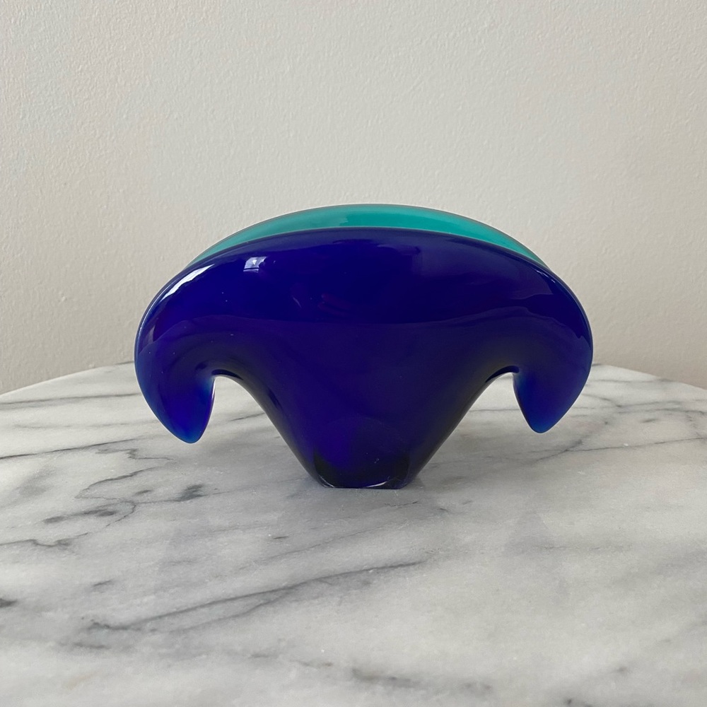 Vintage Murano Glass Clam - stand up or lie it down
